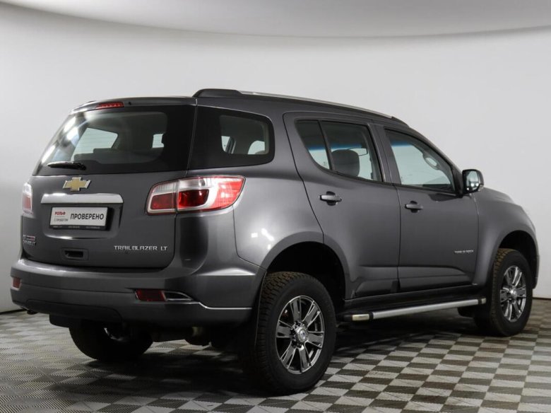 Шевроле Трейлблейзер 2 2014