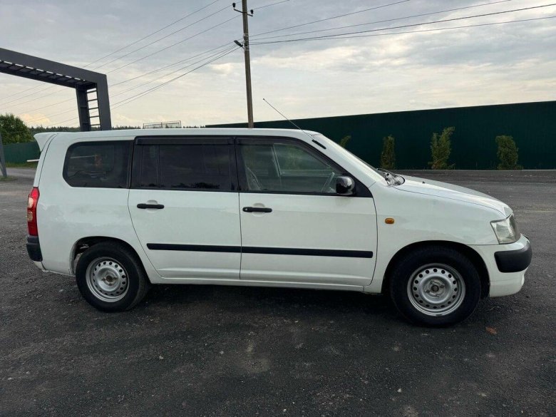 Тойота пробокс 2004