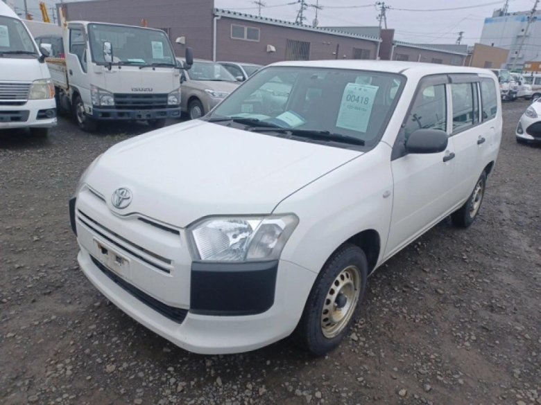 Тойота пробокс 2018 года