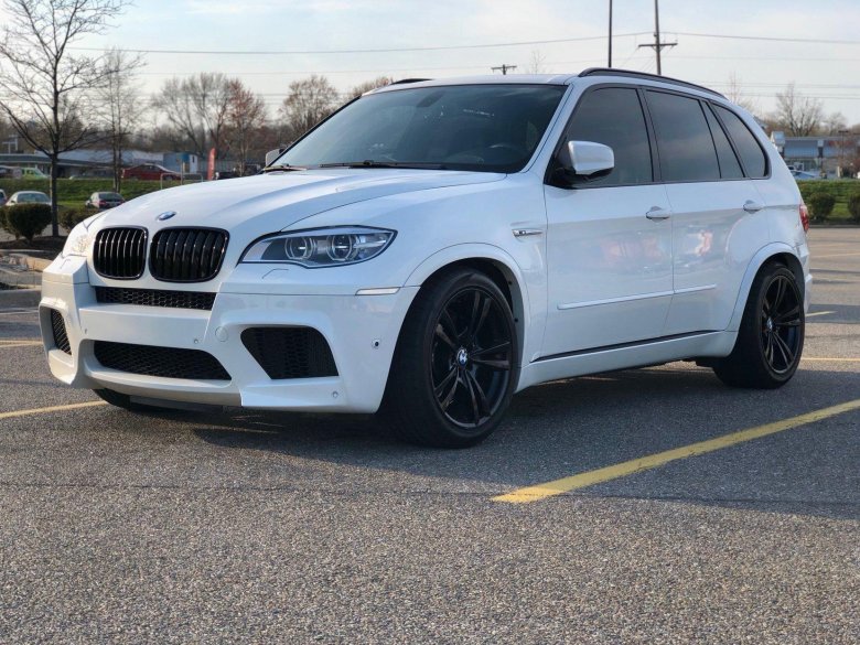BMW x5 e70 белый