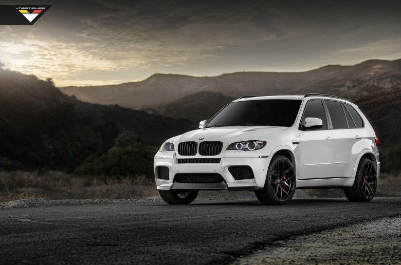 BMW x5m белый