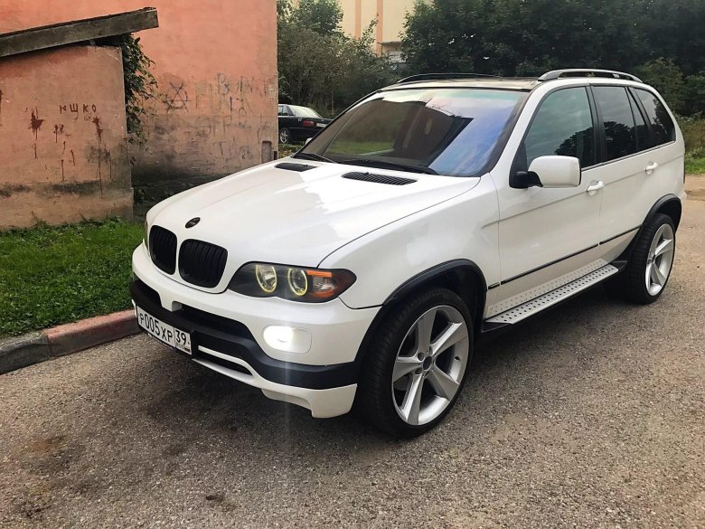 BMW x5 e53 белый