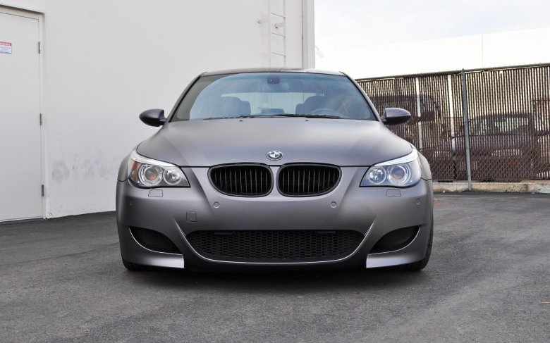 BMW m5 e60 Grey