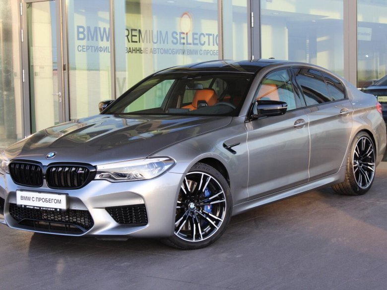 BMW m5 f90 Competition Grey