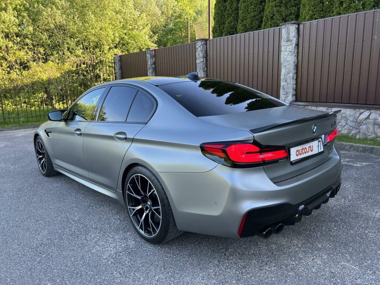 Бмв м 5 ф 90 серая матовая
