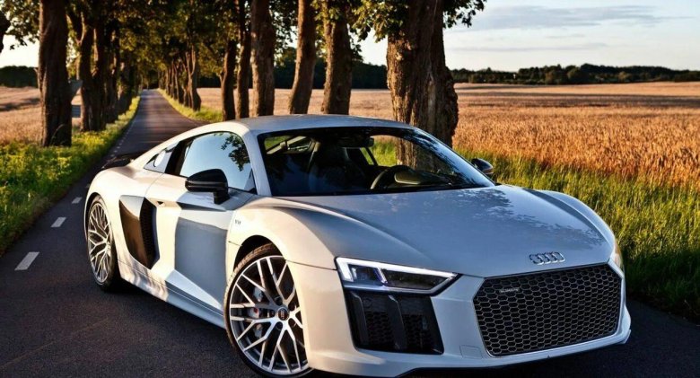 Ауди r8 v10