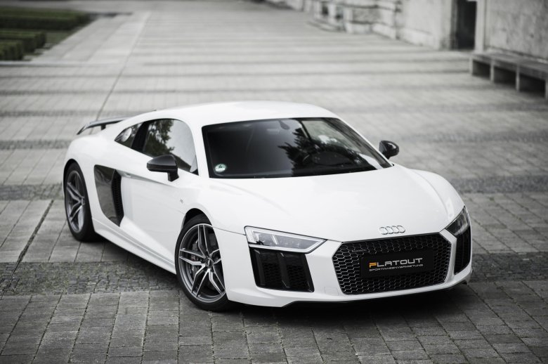 Audi r8 White