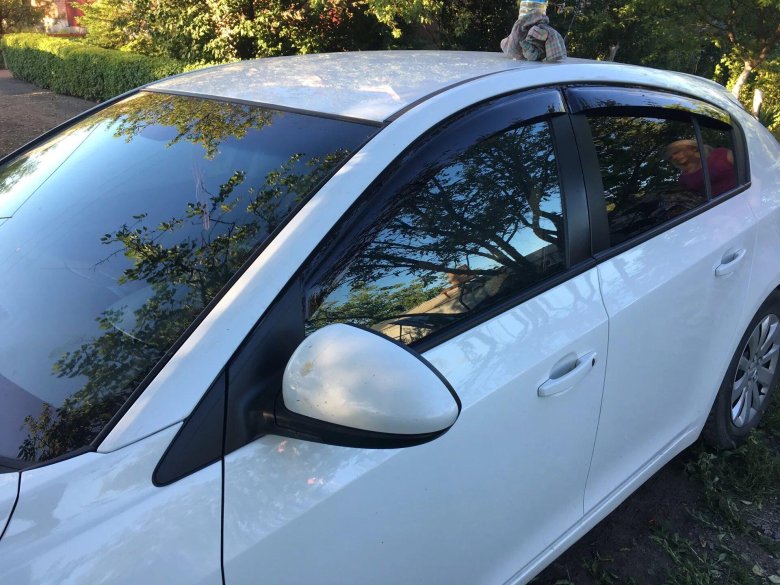 Дефлекторы окон Chevrolet Cruze седан