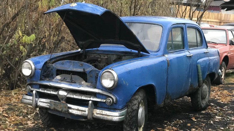 Москвич-402 легковой