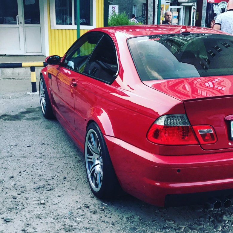 БМВ е46 купе красная