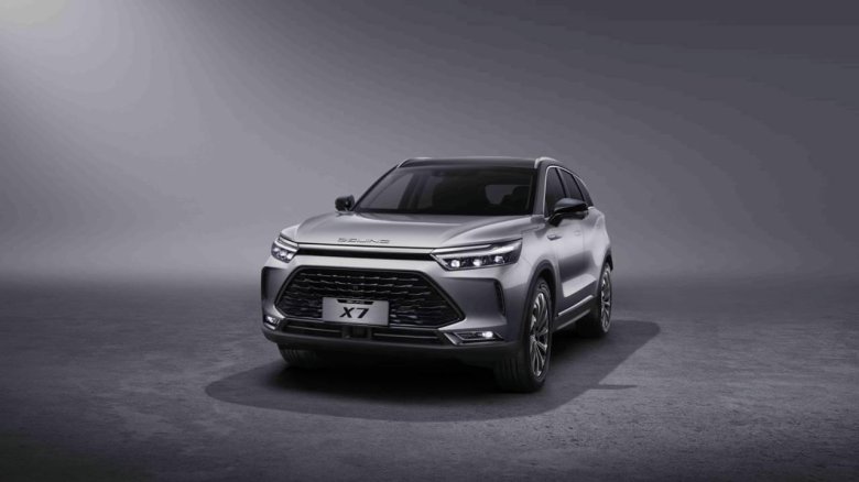 BAIC x7