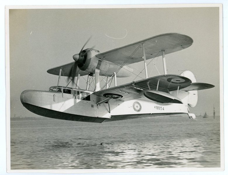 Летающая лодка биплан