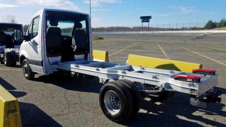 Мерседес Спринтер шасси