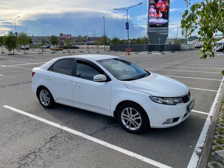 Kia Cerato 2022 белая