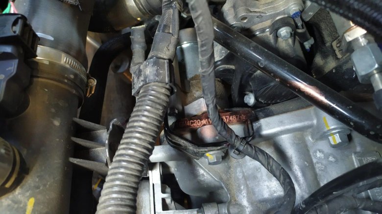 Номер двигателя Хавал ф7 1.5