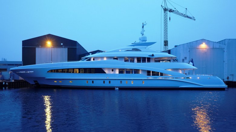 Яхта Heesen Cosmos