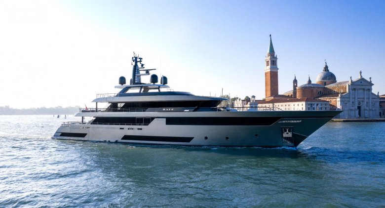 Яхта riva 110 dolce vita