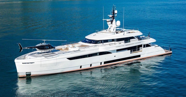 Мега яхта wider 165