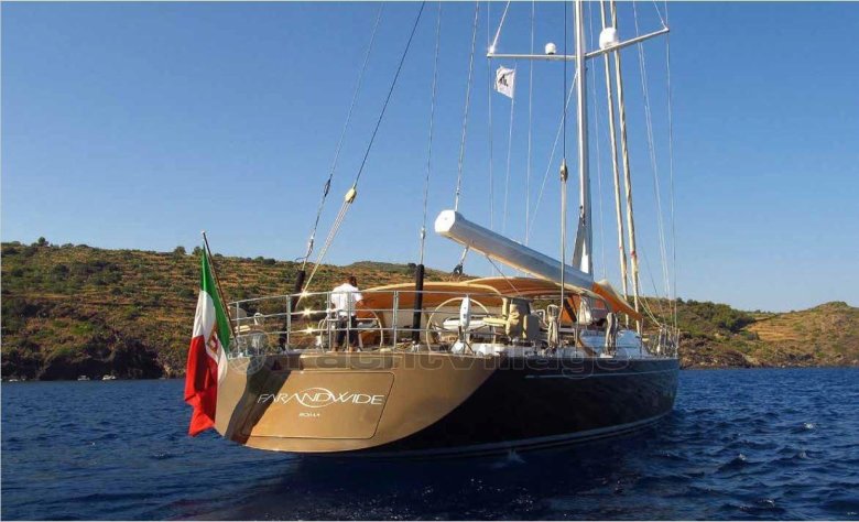 Парусная яхта 12 метров