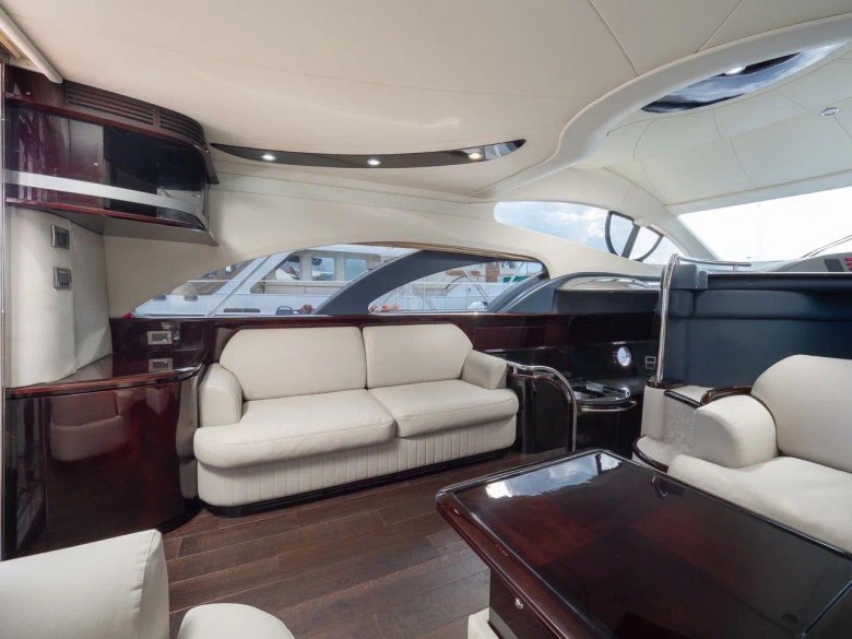 Яхта Азимут 55