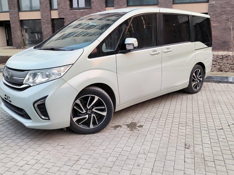 Хонда степвагон 2015 года