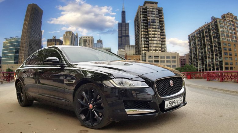 Jaguar XF бордовый