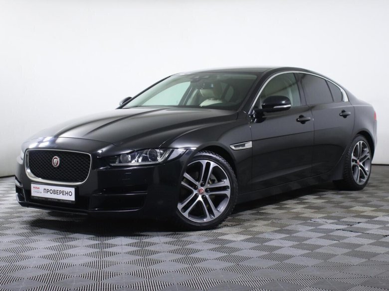 Ягуар XF 2016