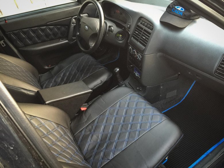 Lada 2112 салон