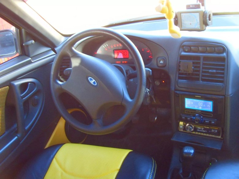 Lada 112 Coupe салон