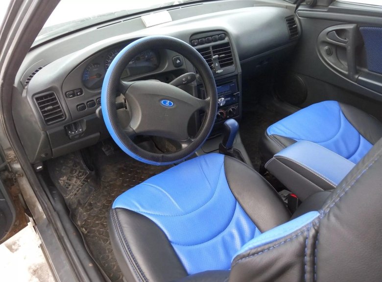 ВАЗ 21123 салон