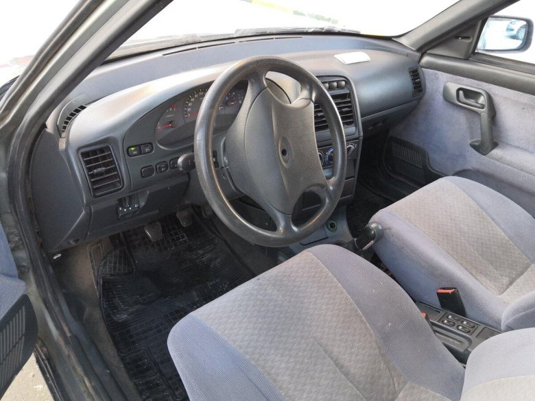 ВАЗ 2112 2007 салон