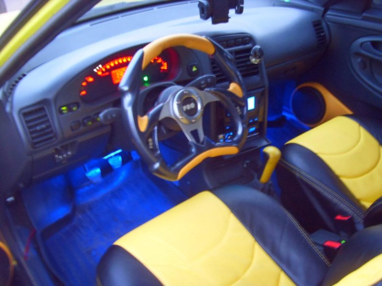 Кожаный салон ВАЗ 2112