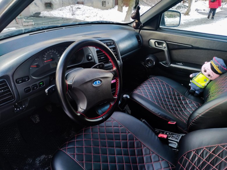 Lada 2112 салон