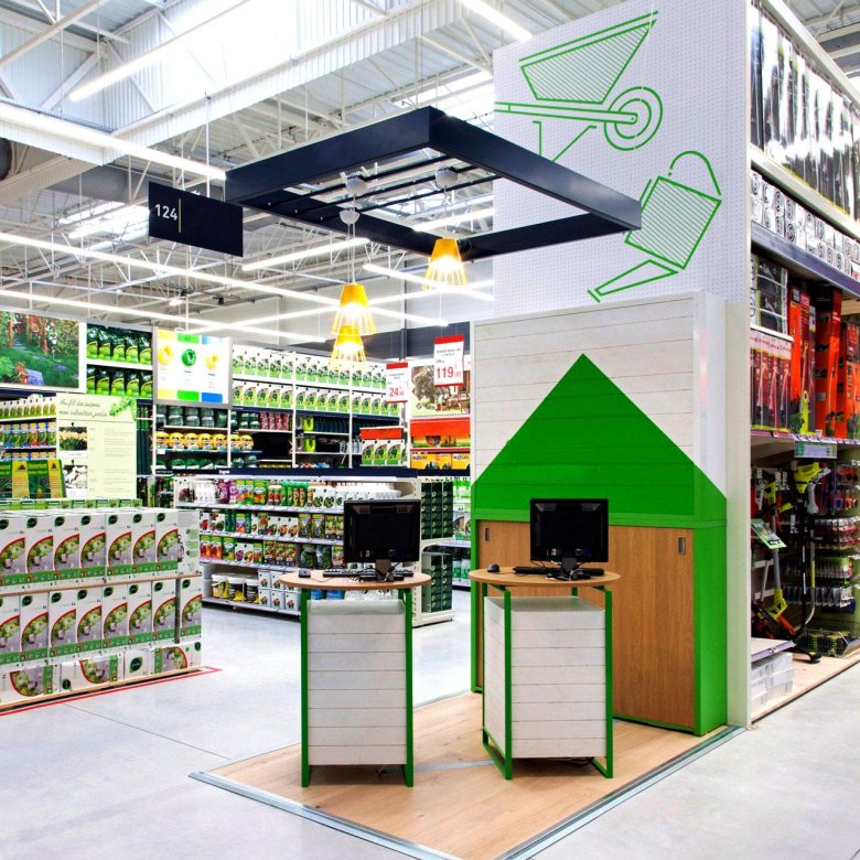 Леруа Мерлен торговый зал