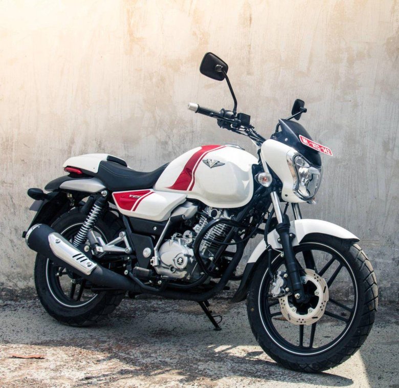 Bajaj v15