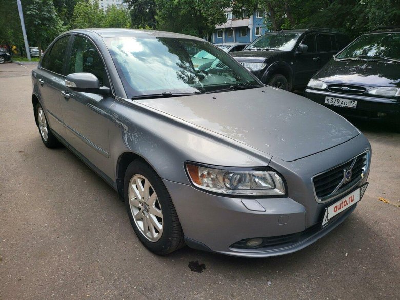 Вольво 2008 года