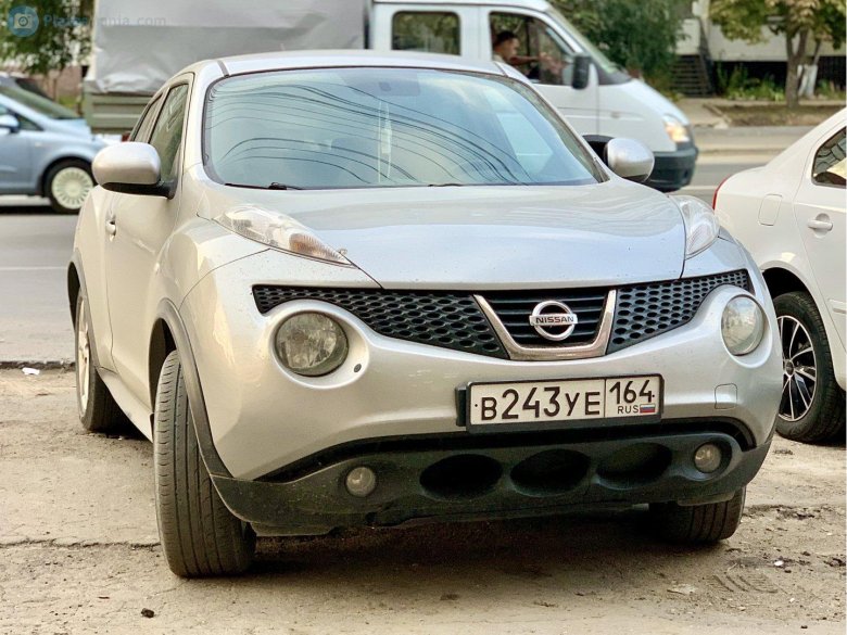 Ниссан Жук 1974