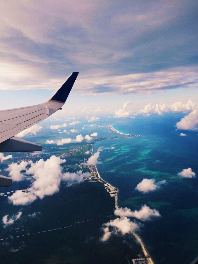 Крыло самолета