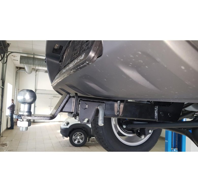 Штатный фаркоп Шевроле Нива 2123