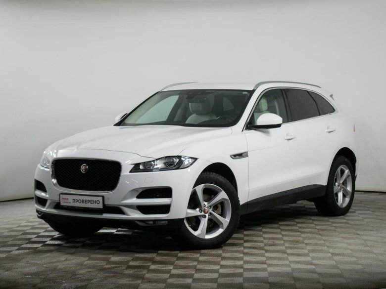 Ягуар внедорожник белый