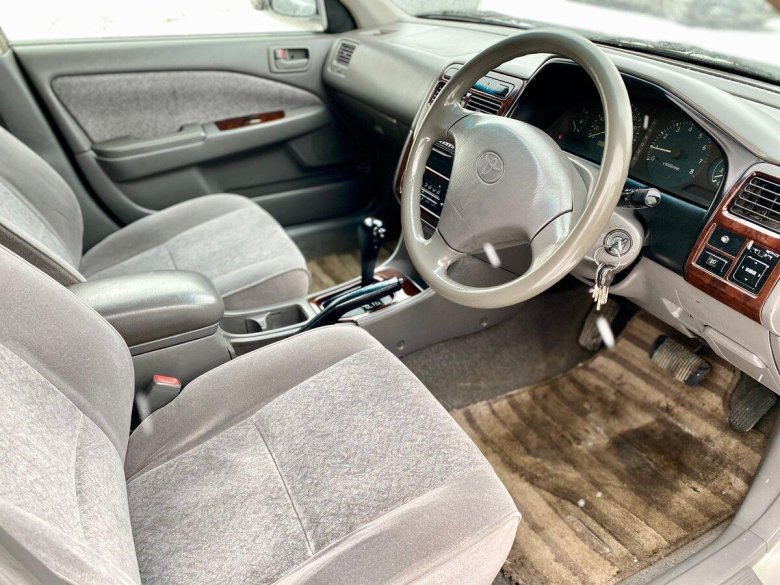 Тойота корона Премио 1998