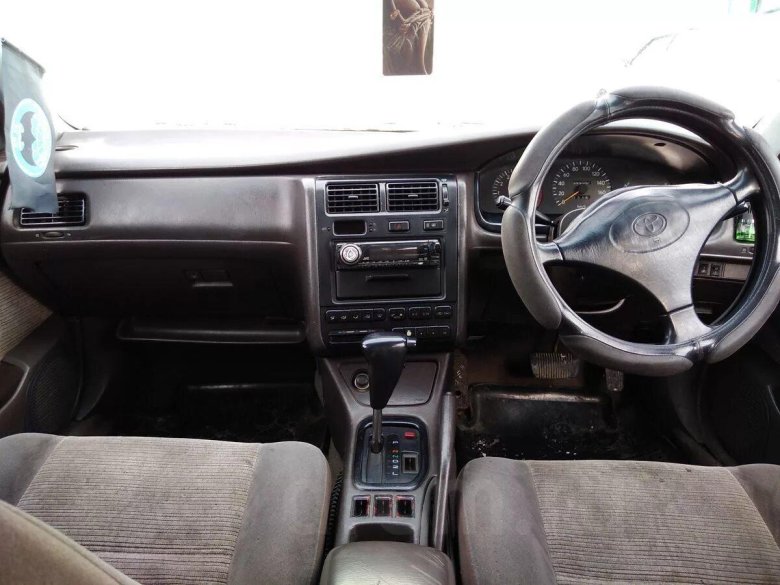 Toyota Corona 1993 салон