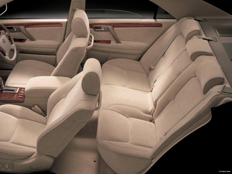 Toyota Crown 170 кузов салон