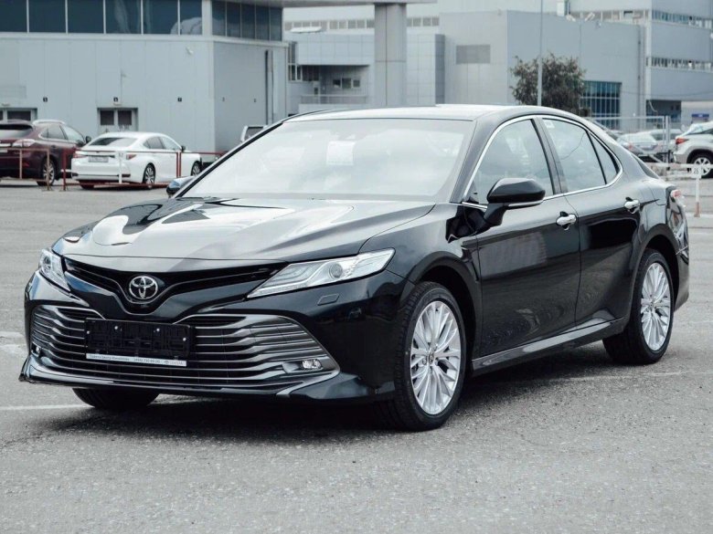 Toyota Camry 70 2021