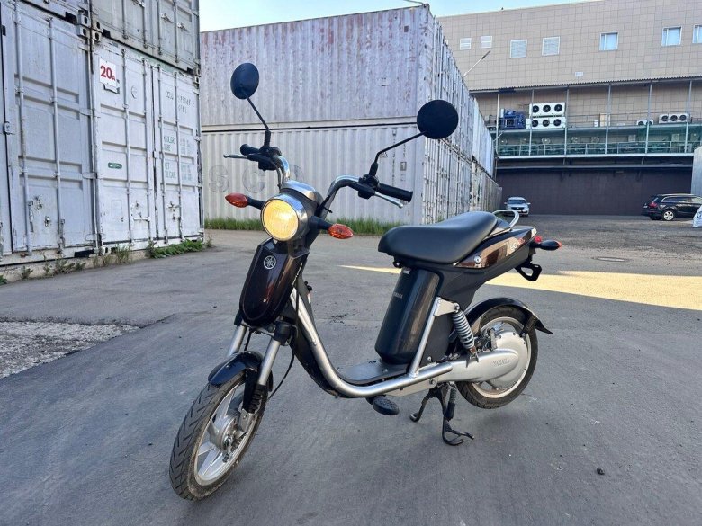 Скутер yamaha