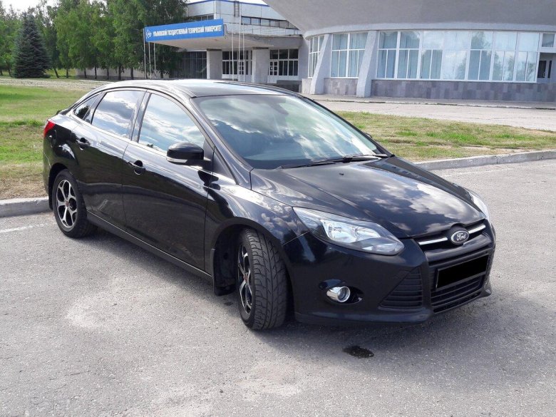 Ford Focus 3 седан черный