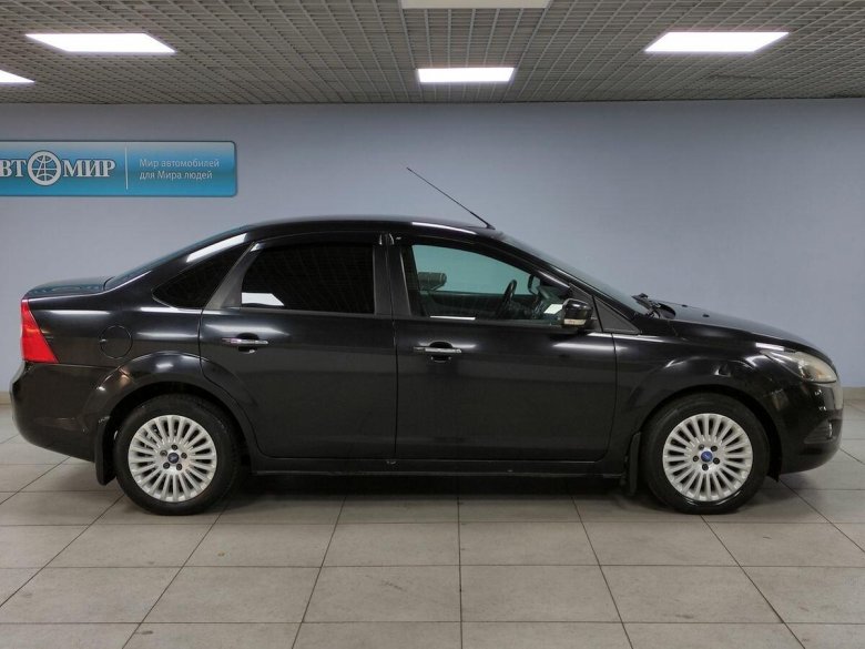 Черный форд фокус