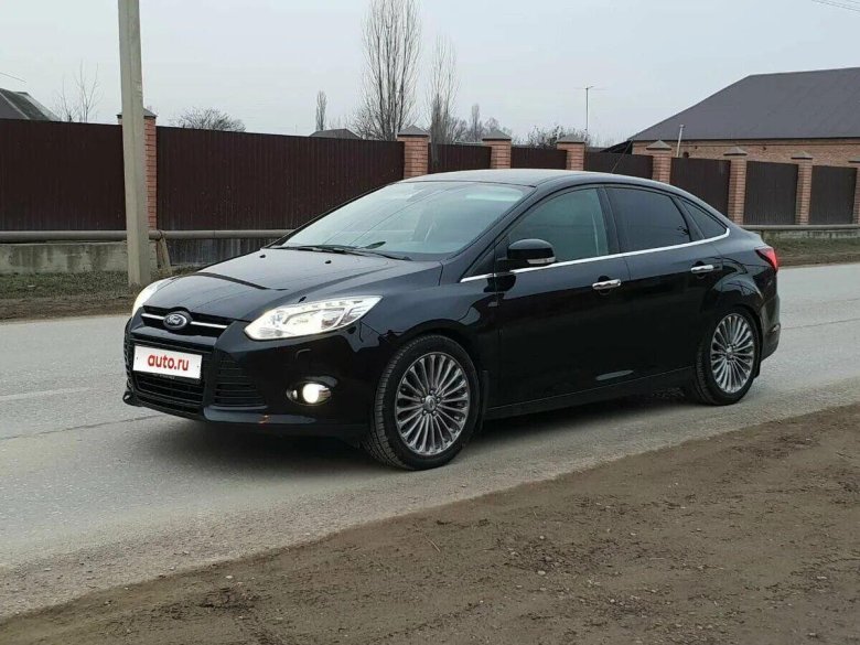 Ford Focus 3 седан черный