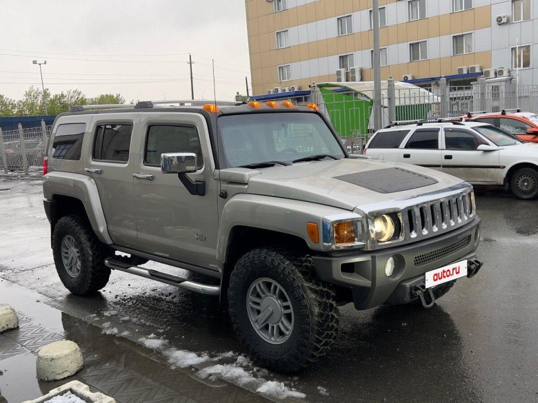 Хаммер серый