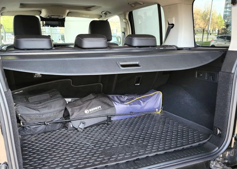 Шторка багажника уаз патриот 2019